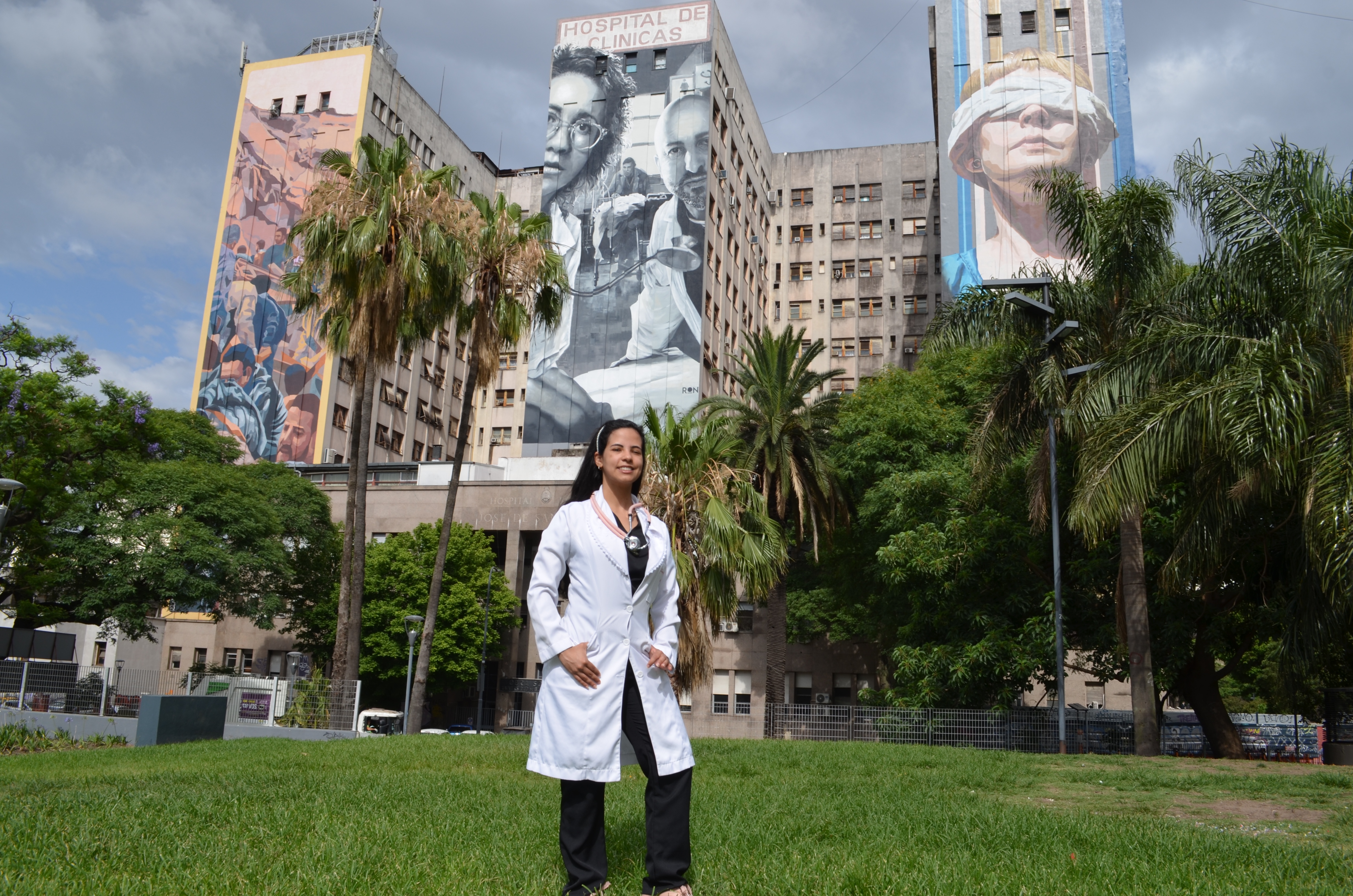 Formatura Dra. Lorena Bonfim carreira de Medicina na UBA